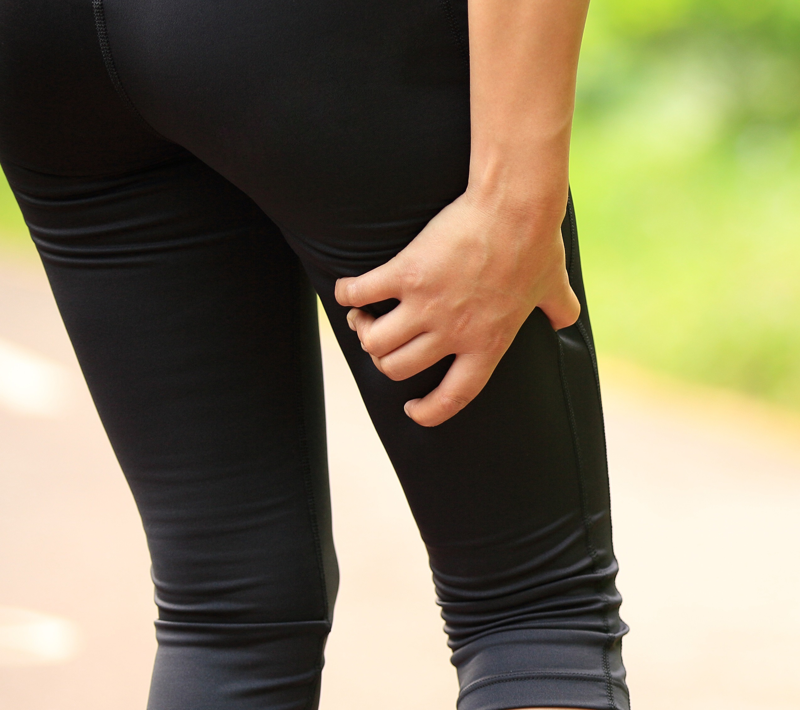 Jeggings And Tight Jeans Can Cause Meralgia Paresthetica | HuffPost Life